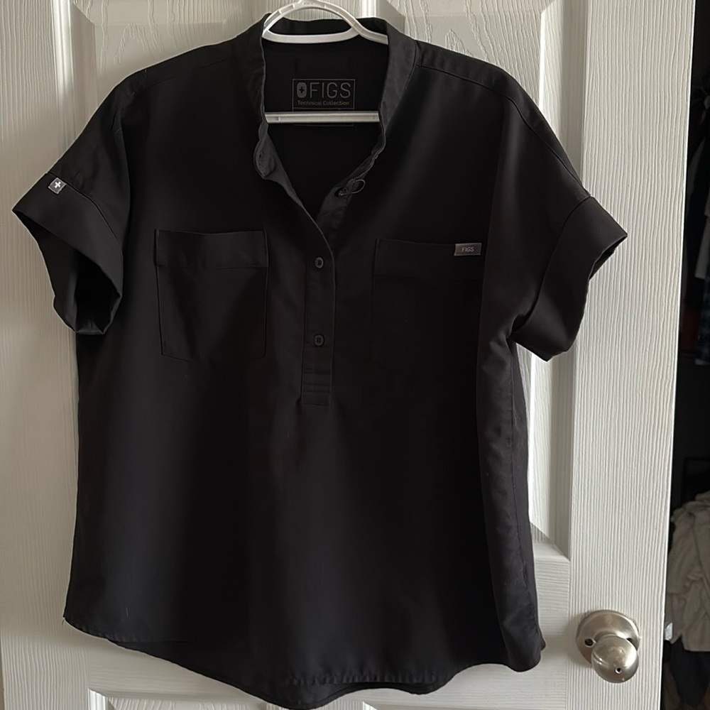 Mandarin Collar Figs Button Up Scrub Top